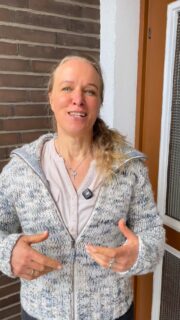 Zwischenmenschliche Beziehung zum Vortrag kommst du auf Ursulas YouTube Kanal